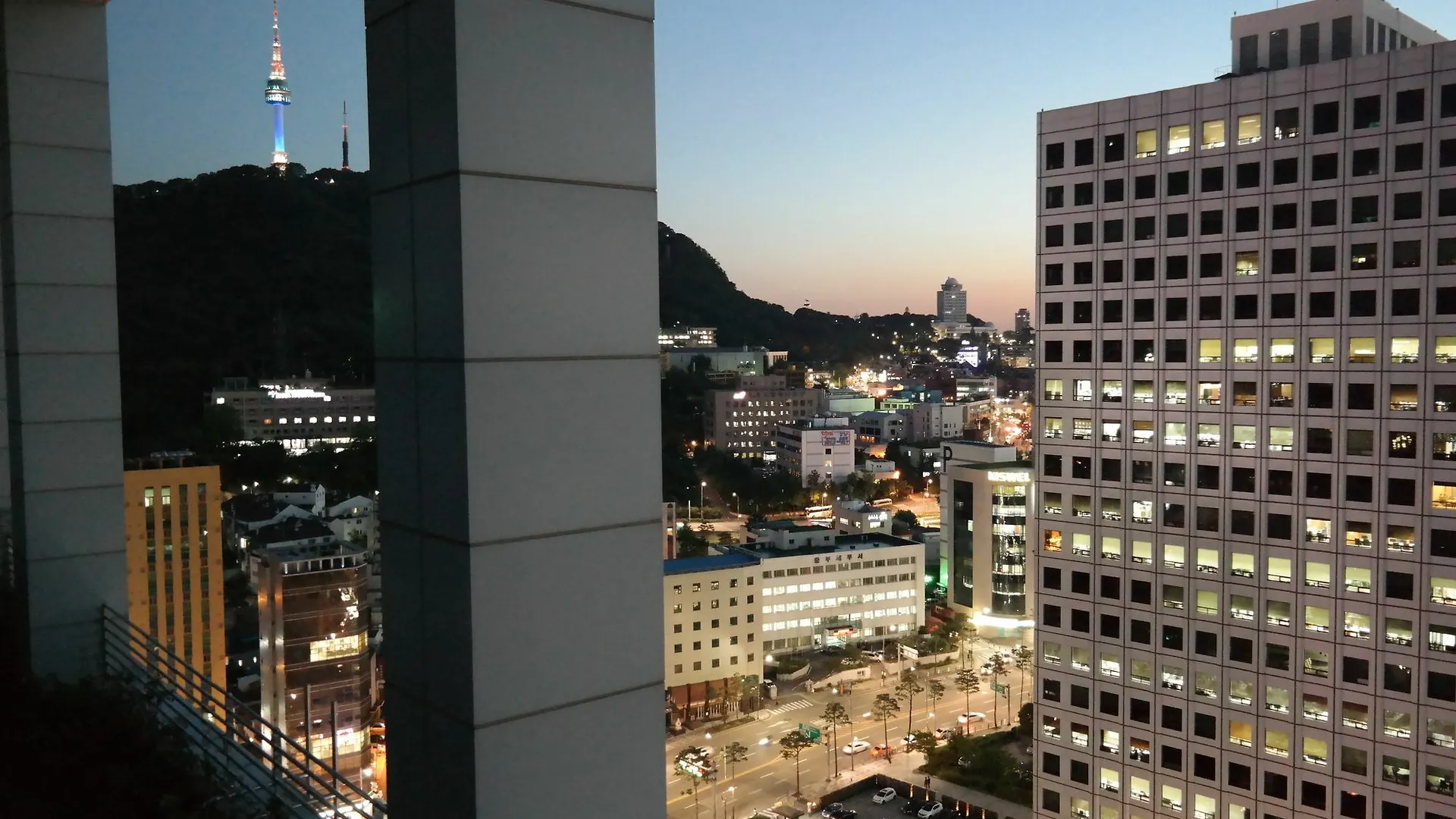 Myeongdong Auto Studio Σεούλ 0*,